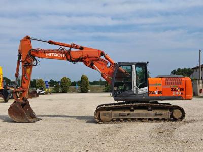 Hitachi ZX 240N-3 T vendida por A. Cherubini & Figli Srl