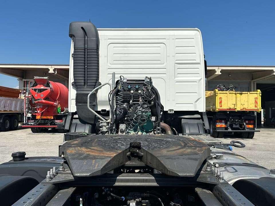 Volvo FMX420 4x4 Foto 8