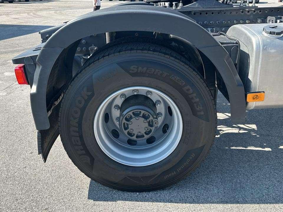 Volvo FMX420 4x4 Foto 9