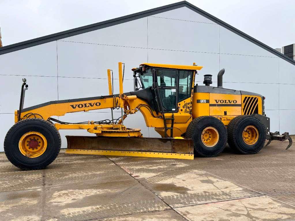 Volvo G970 - 4.88m Blade / 3 Tine Ripper / EPA Foto 1