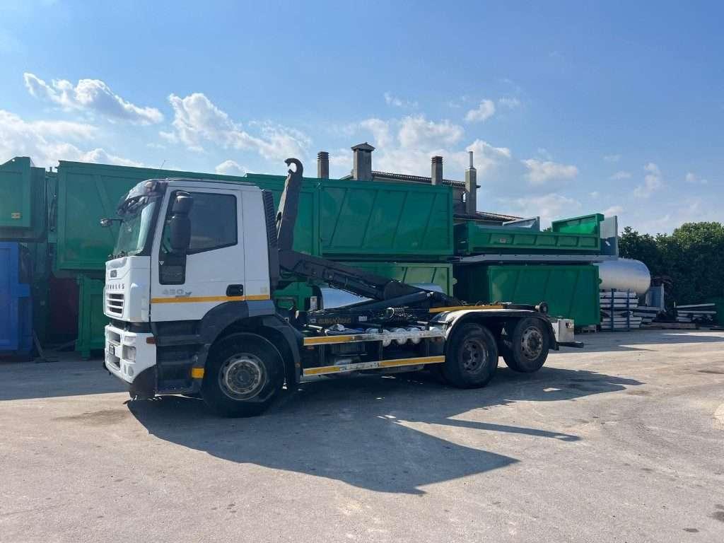 Iveco STRALIS 260S-E4 SCARRABILE Foto 2
