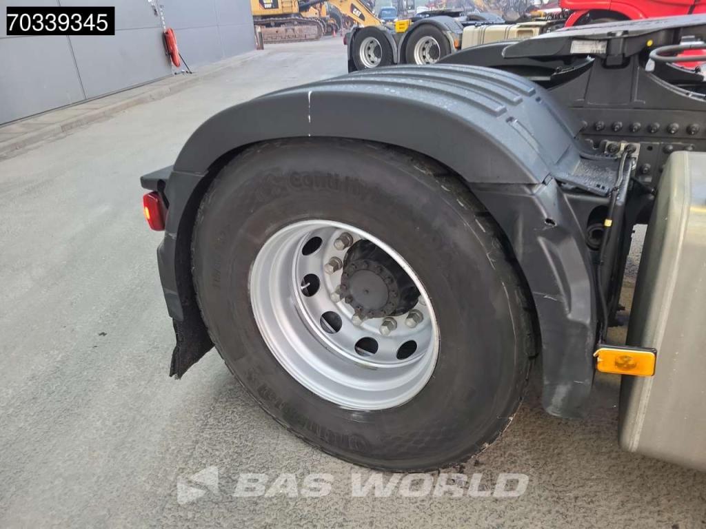 Volvo FH 460 4X2 ADR 2x Tanks Cruise Control Foto 17