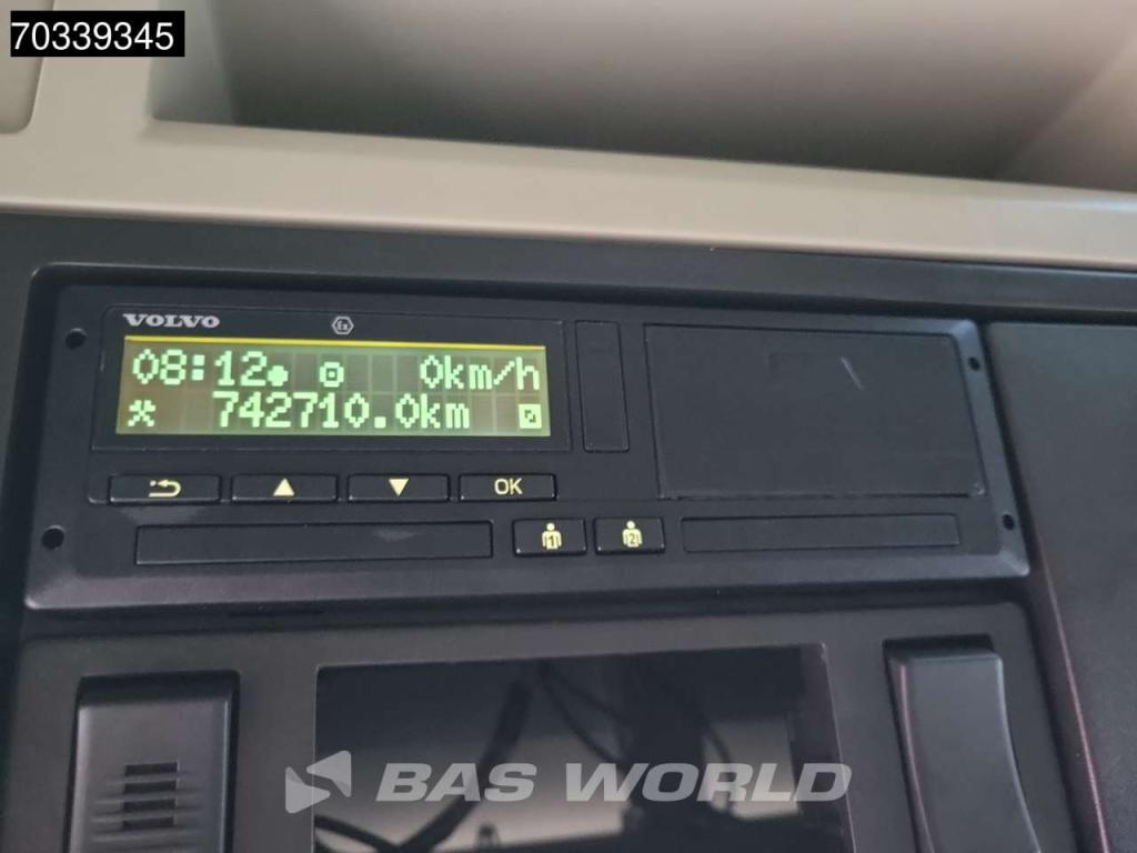 Volvo FH 460 4X2 ADR 2x Tanks Cruise Control Foto 28