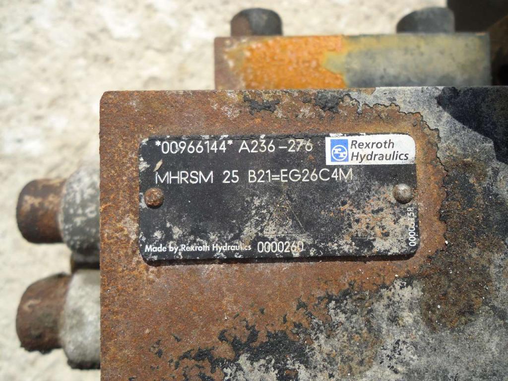 Válvula hidráulica para Fiat Kobelco W190 Foto 4