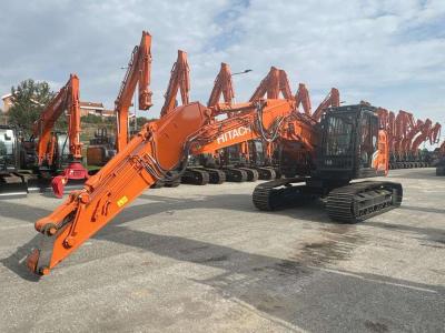 Hitachi ZX225USLC-7 vendida por Massucco T. Srl
