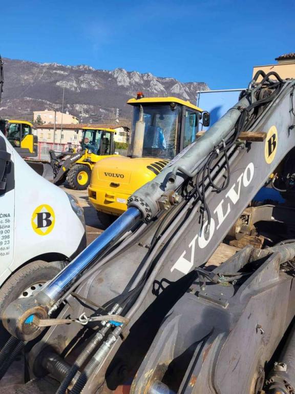 Volvo Bucket cylinder 14534533 for Volvo EC200E, EC210C, EC210E Foto 2