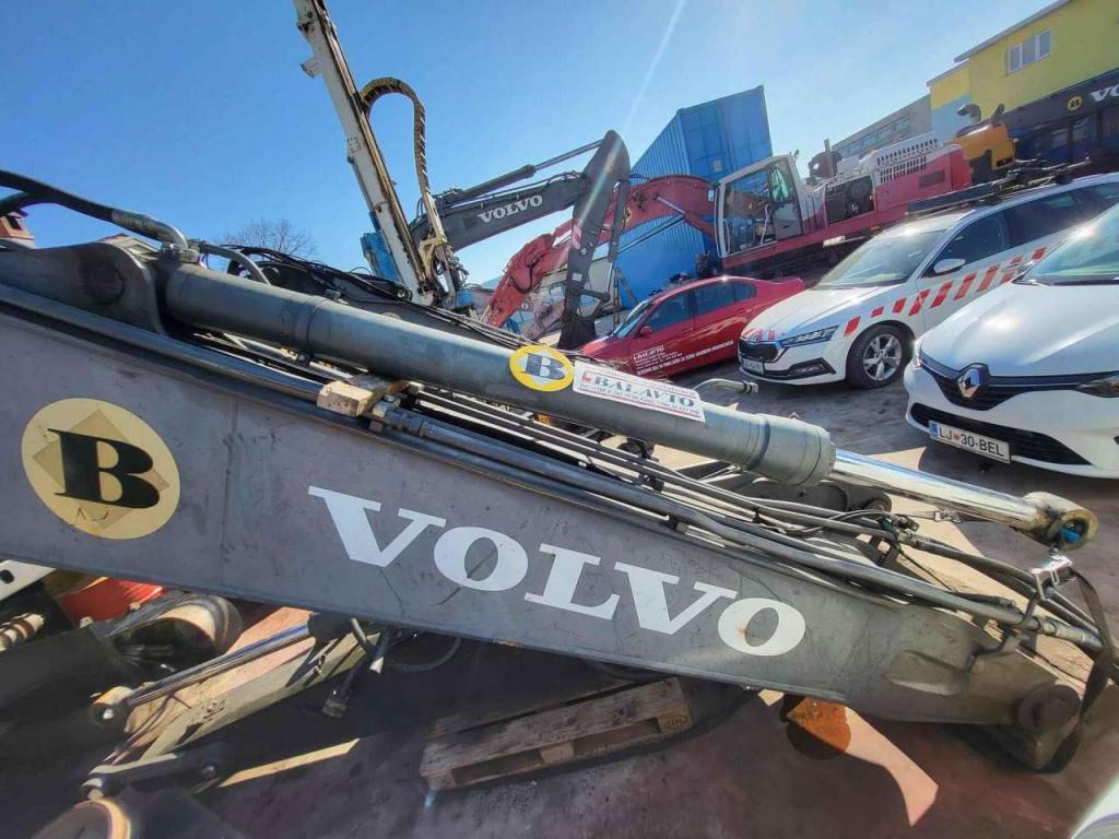 Volvo Bucket cylinder 14534533 for Volvo EC200E, EC210C, EC210E Foto 5