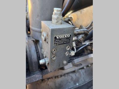 Volvo safety valve 14376540 for Volvo EW140B, EW140C, EW160B... vendida por Balavto
