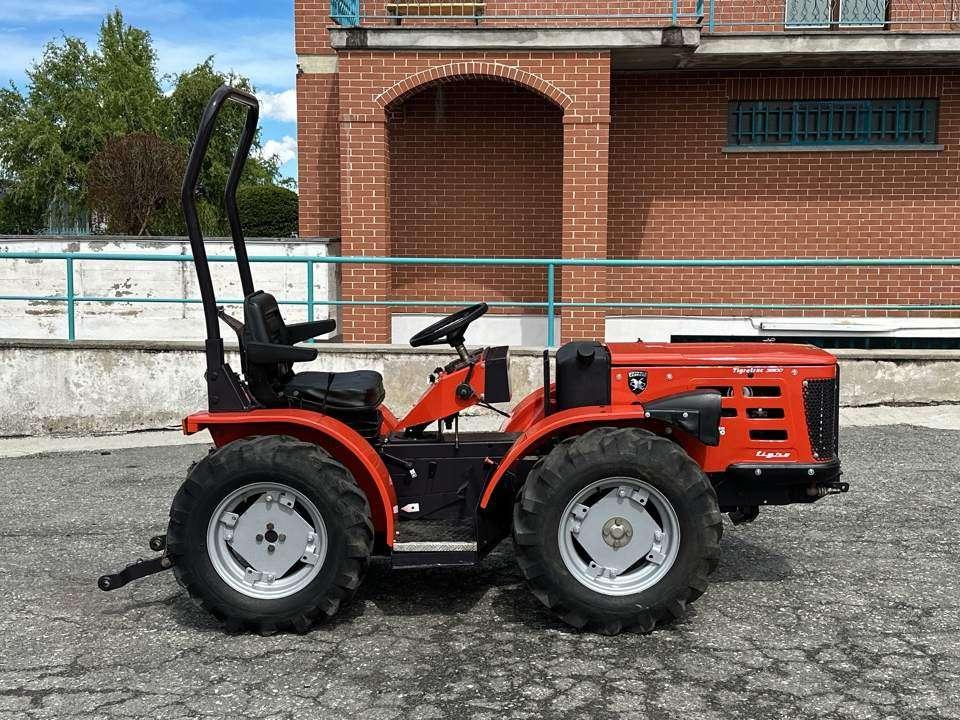 Tigretrac 3800 4x4 Foto 12