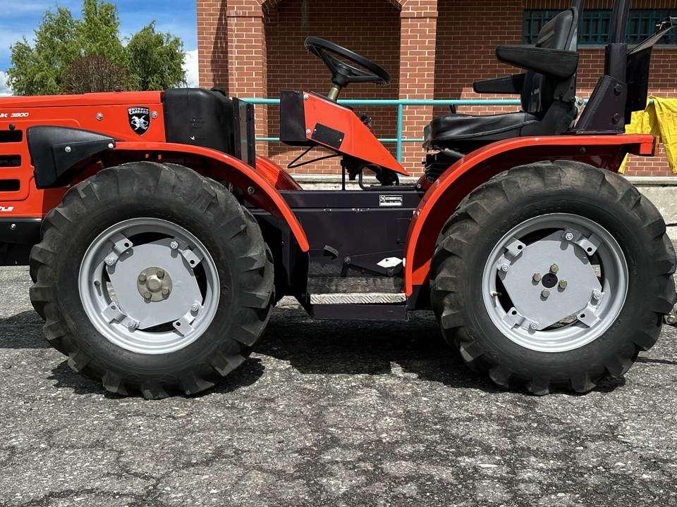 Tigretrac 3800 4x4 Foto 4