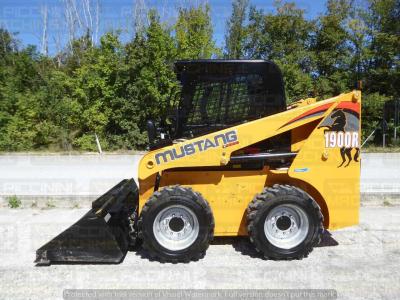 Mustang 1900R HF vendida por Piccinini Macchine Srl