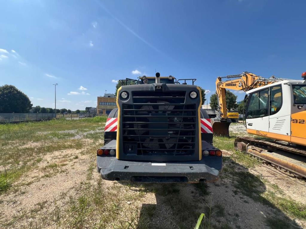 Komatsu WA470-8 Foto 7
