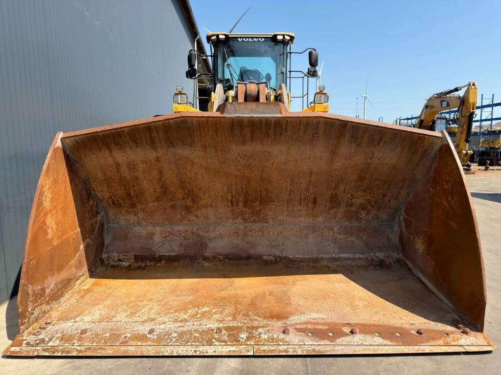 Volvo L250H Foto 24