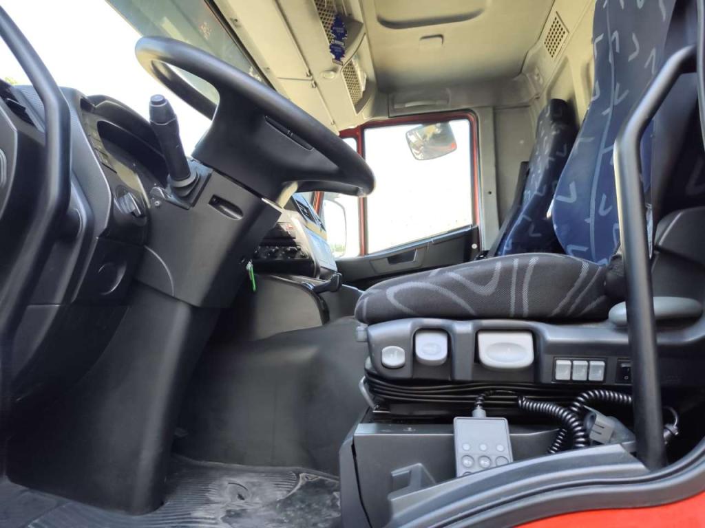 Iveco STRALIS HI-STREET 260S31 Foto 8