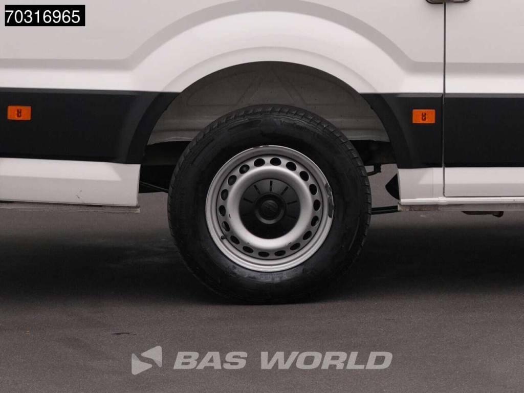 Volkswagen Crafter 140pk L3H3 Airco Camera Euro6 L2H2 Airco Foto 25