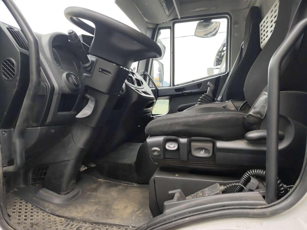 Iveco EUROCARGO CUBE 190-280L Foto 6