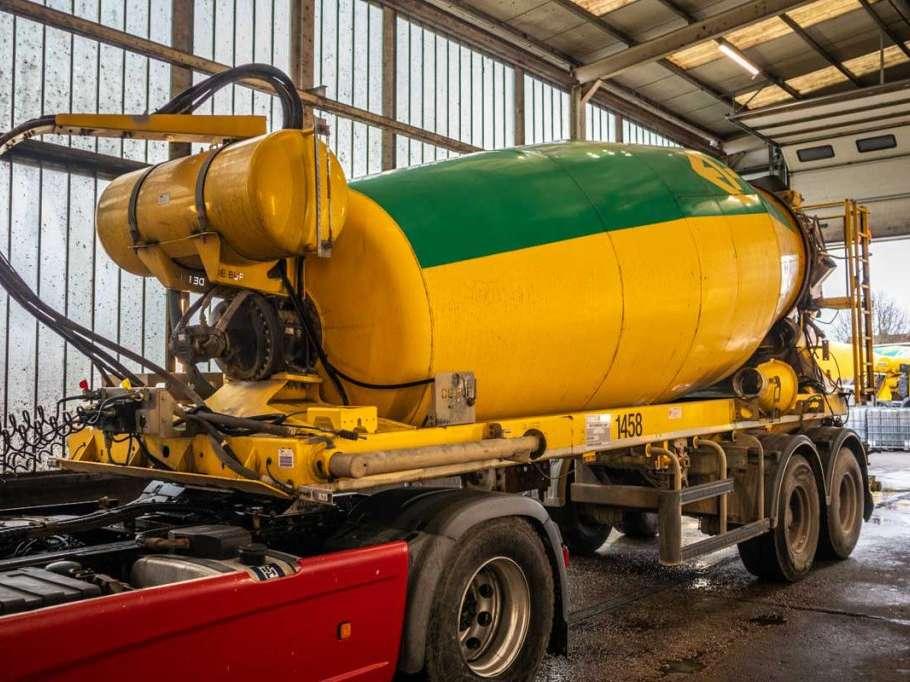 De Buf BETON MIXER/MALAXEUR/MISCHER 12M3 Foto 1