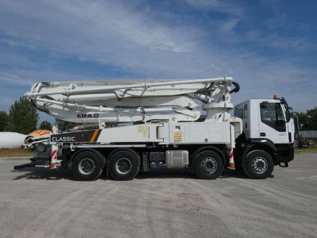 Iveco TRAKKER 500 Foto 4