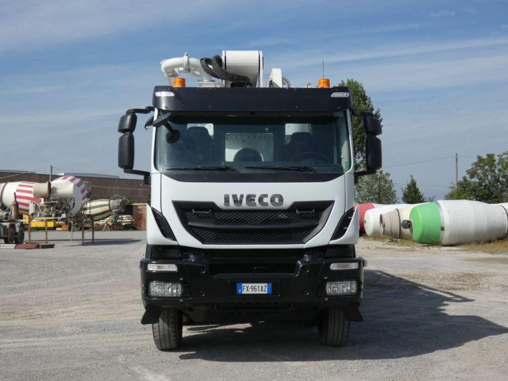 Iveco TRAKKER 500 Foto 5