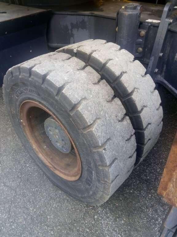 Komatsu PW220-MH Foto 16