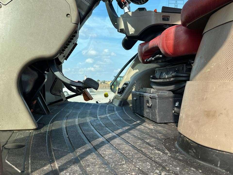 Case Magnum 380 CVX Foto 13