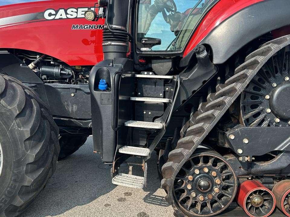 Case Magnum 380 CVX Foto 6