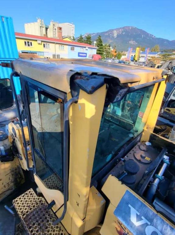 Volvo cabin 11294049 for Volvo L180G Foto 6