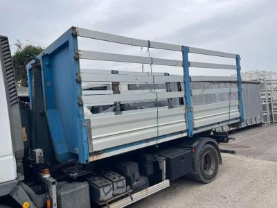CONTAINER SCARRABILE USATO A PIANALE CON SPONDE vendida por Aurora Srl