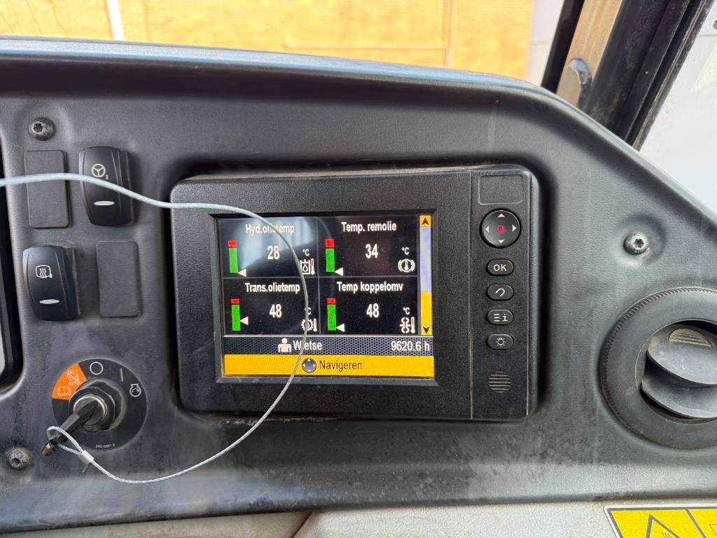 Caterpillar 745C - Dutch Machine / Auto Greasing Foto 11