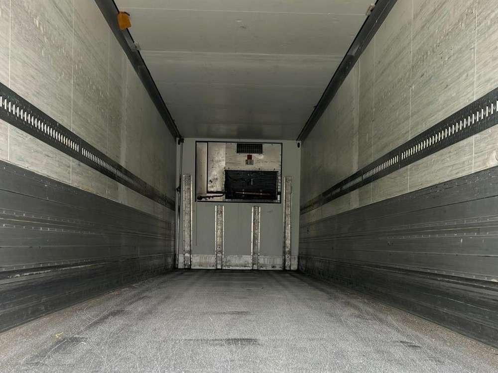 Schmitz City Trailer Frigorifero Foto 4