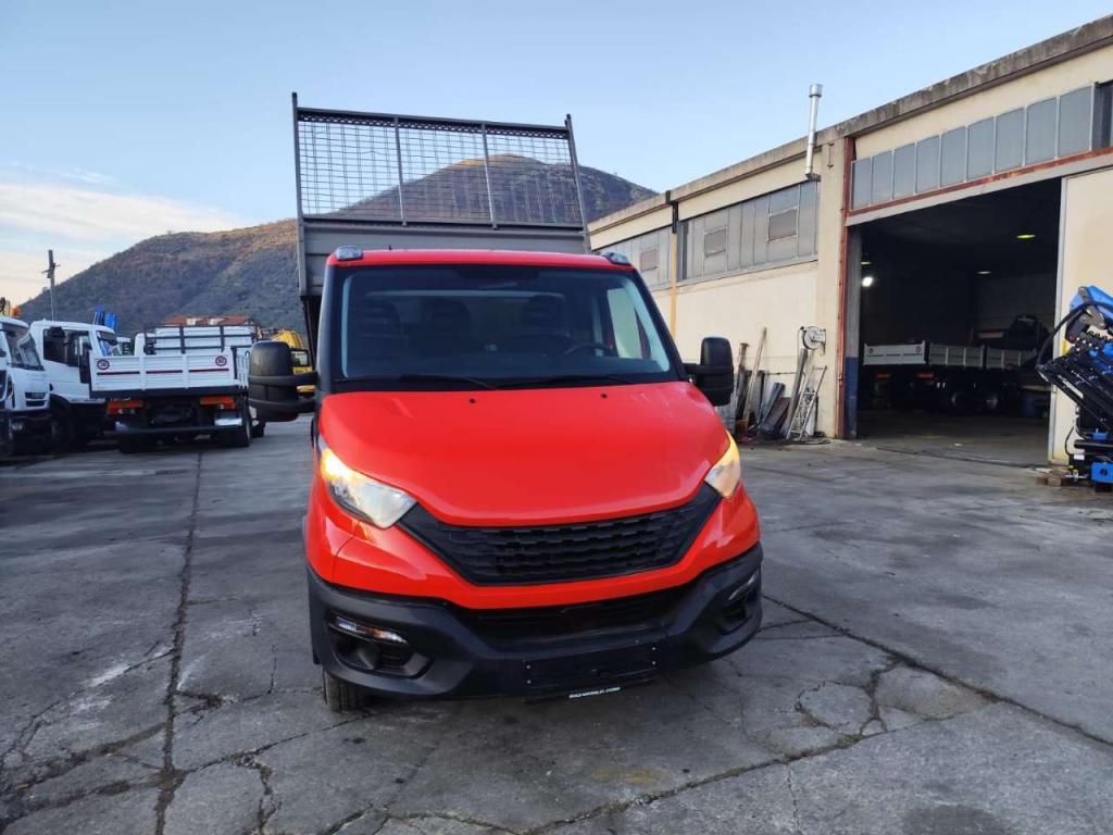 Iveco DAILY 35-120 Foto 26