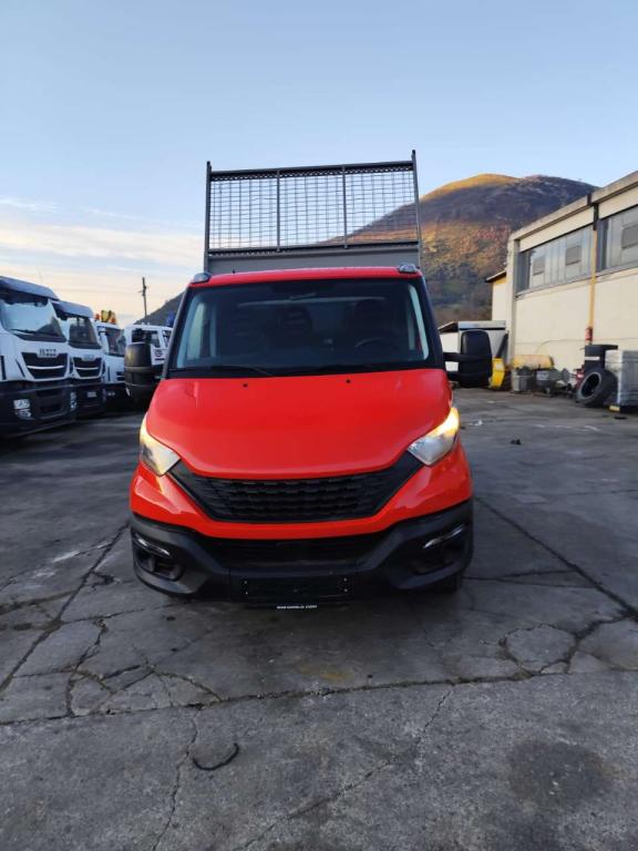 Iveco DAILY 35-120 Foto 4