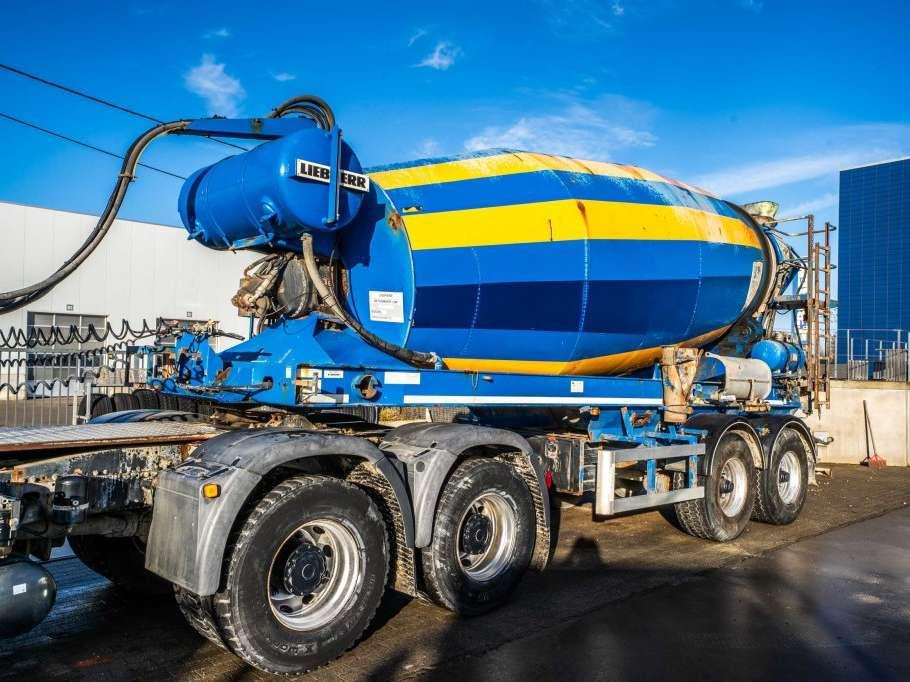 Liebherr BETONMIXER-LIEBHERR-12 M3 Foto 1