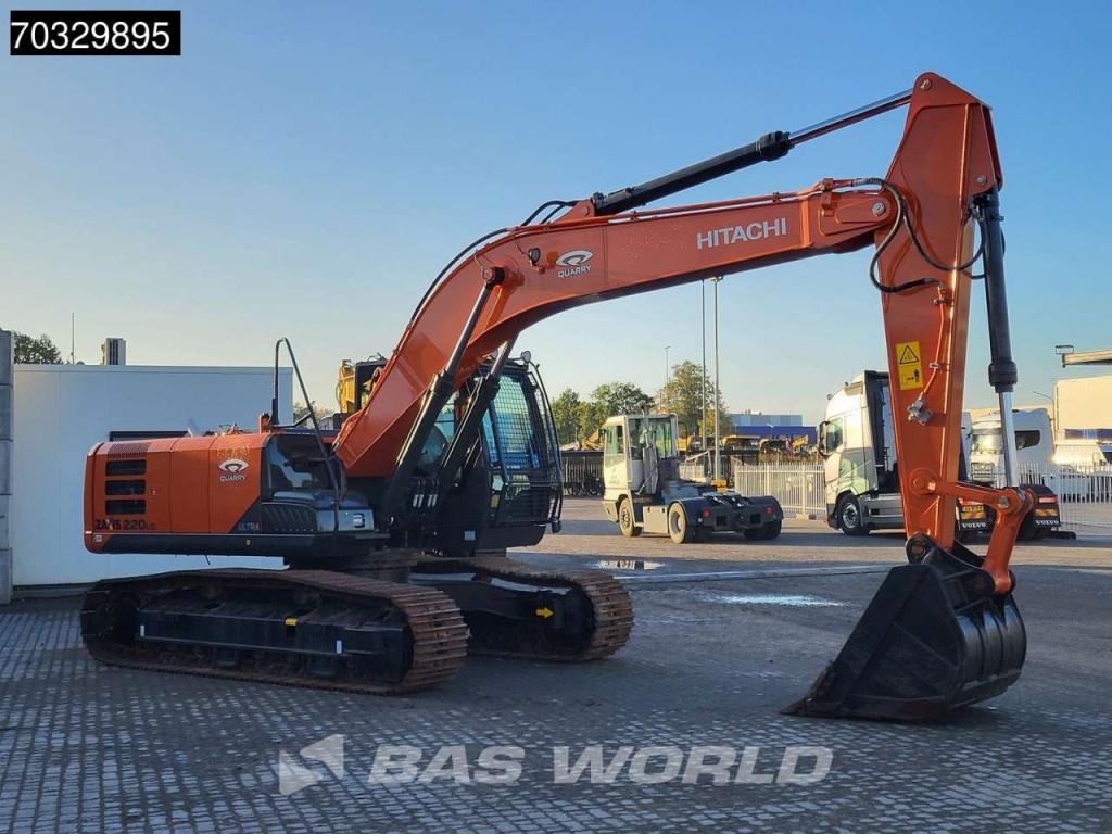 Hitachi ZX220 LC-5G Foto 8