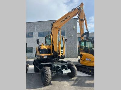 Hyundai R55W-9A vendida por G & G Macchine Srl