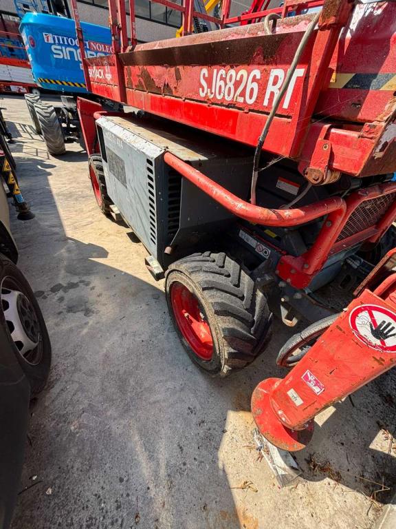 SkyJack Skyjack 6826 RT Foto 3