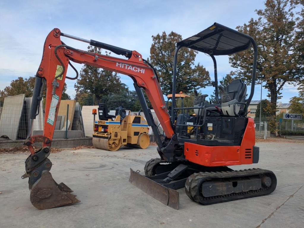 Hitachi ZX19U5 Foto 1