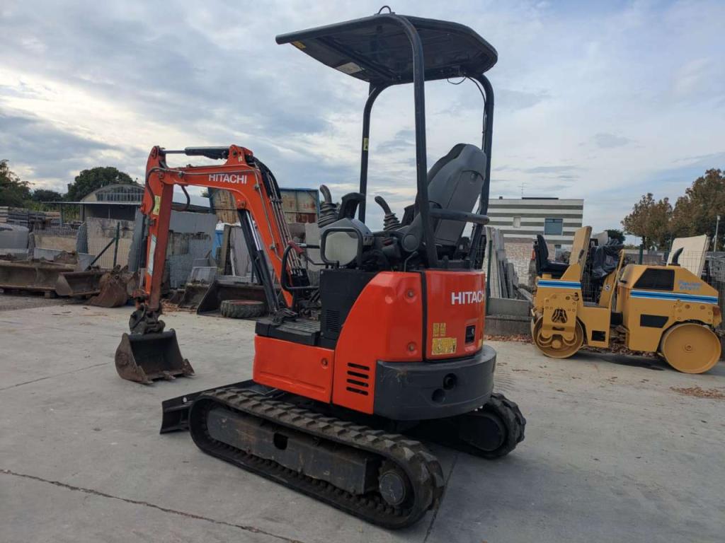 Hitachi ZX19U5 Foto 4