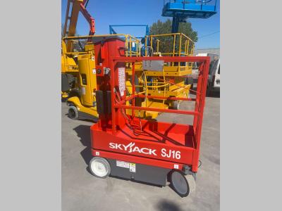 SkyJack SJ-16 vendida por Centro Usato Srl