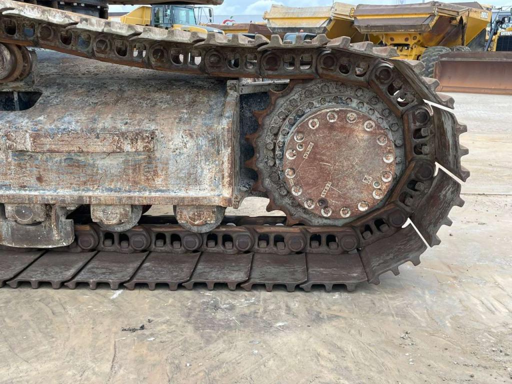 Hitachi ZX300LC-6 Foto 17