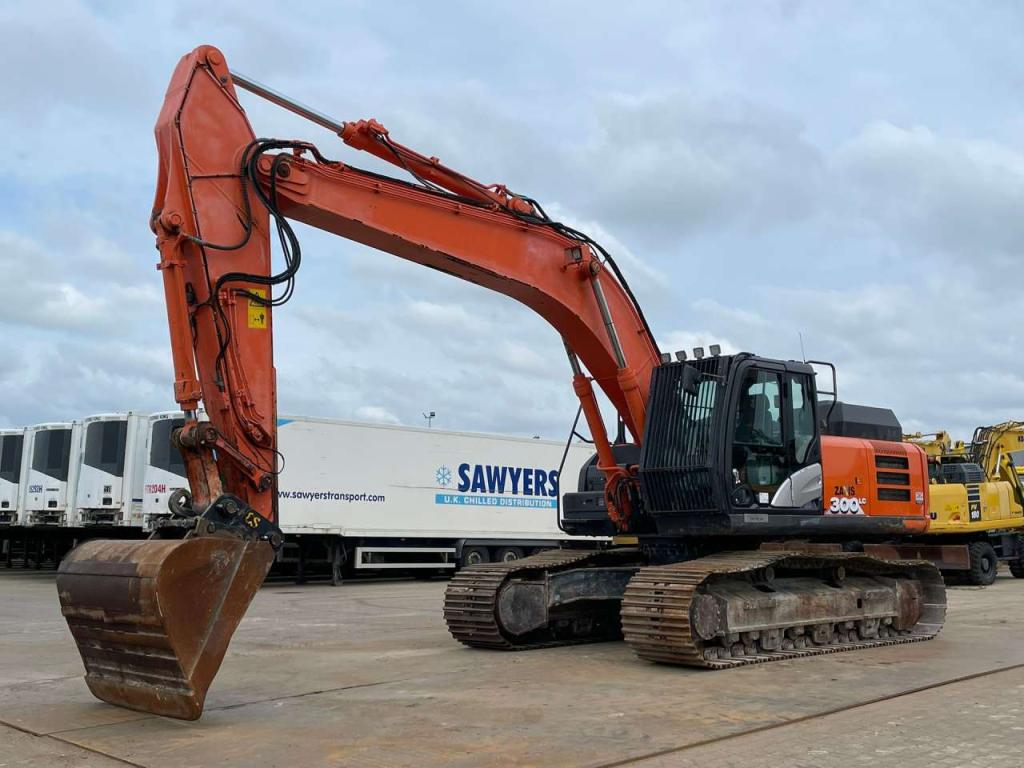 Hitachi ZX300LC-6 Foto 2