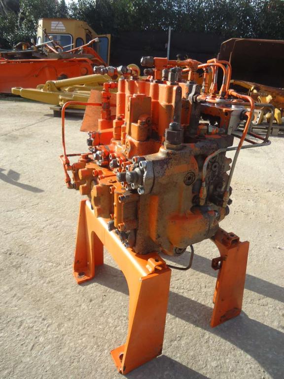 Distribuidor hidraulico para Fiat Hitachi EX215 Foto 4