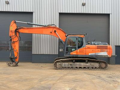 Doosan DX255LC-5 vendida por Big Machinery