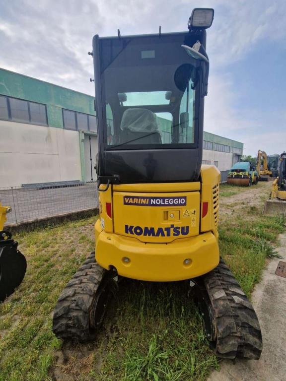 Komatsu PC30MR-5 Foto 3