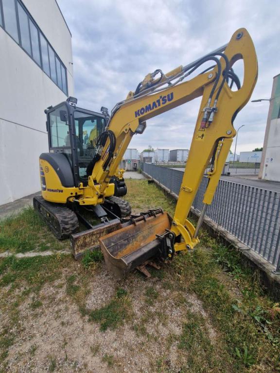 Komatsu PC30MR-5 Foto 5