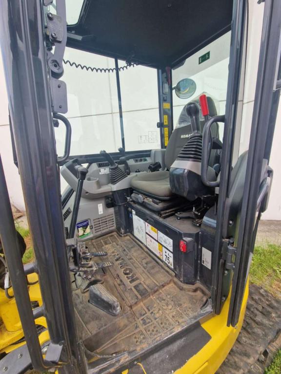 Komatsu PC30MR-5 Foto 8