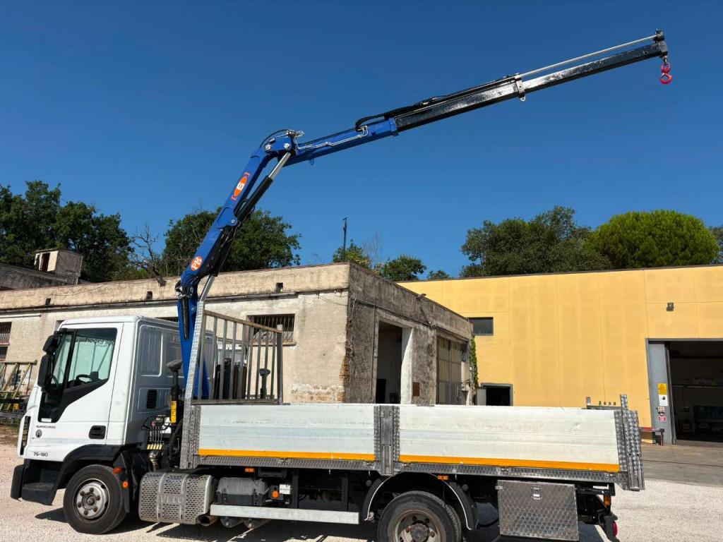 Iveco EUROCARGO 75E19 euro 6 GRU PM Foto 7
