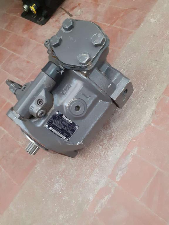 Mecalac Pompa Foto 1