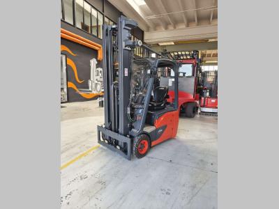 Linde E16C-02 vendida por Uni.Trucks Srl