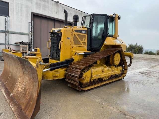 Caterpillar D6NXL Foto 1